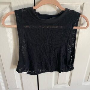 Lululemon black vail top size 4